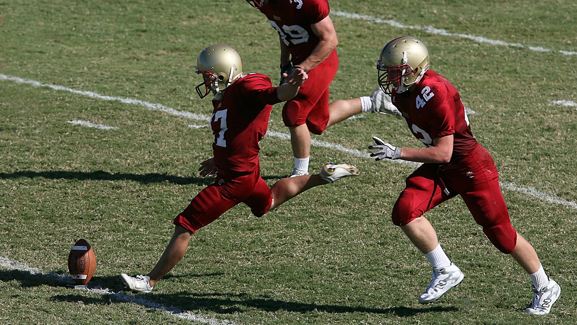 《2025电竞新技术展望：下一代硬件与软件创新》，电竞未来的趋势